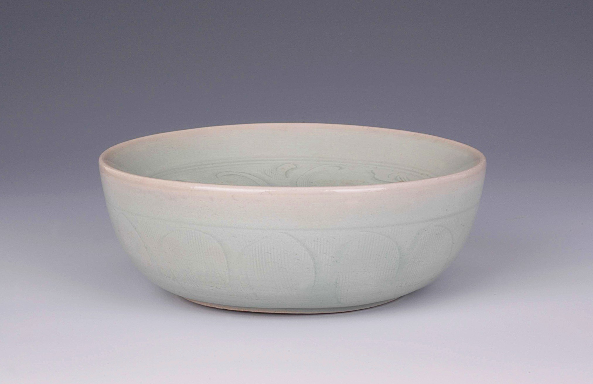 青釉瓷孔明碗